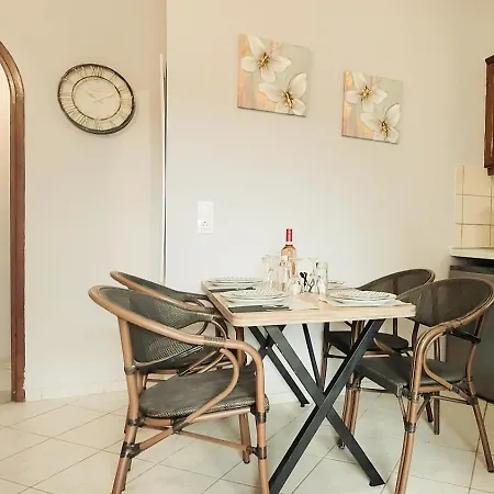 Comissa Apartment